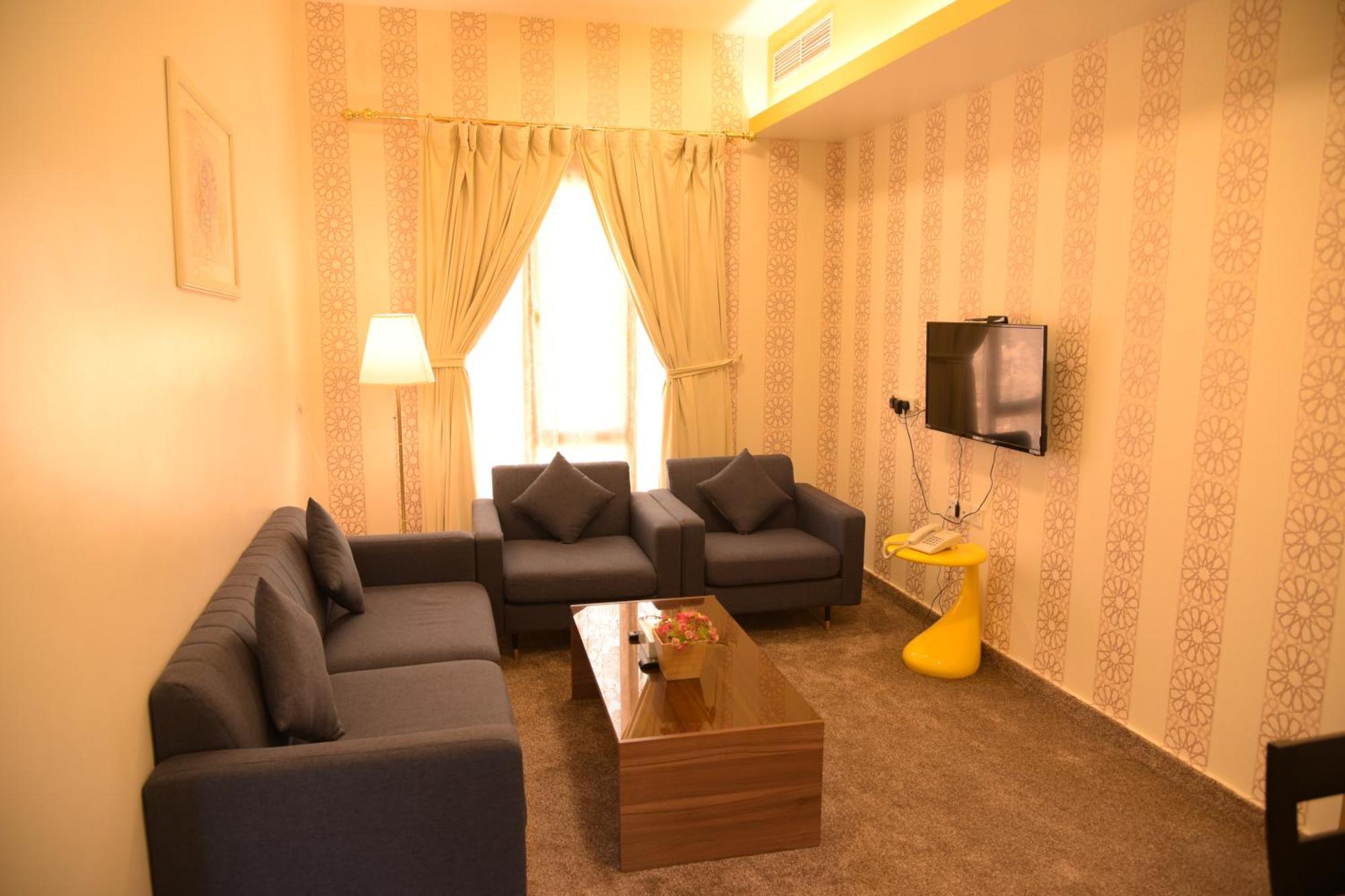 Dahlia Hotel Apartment Riggae Kuwait City Екстер'єр фото